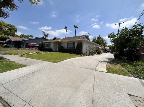 8302 College Ave, Whittier, CA 90605-1413