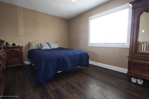 126 Virginia Ave, Lavallette NJ 08735-2439 exterior