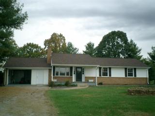 1597 Lipscomb Rd, Scruggs, VA 24121-5567