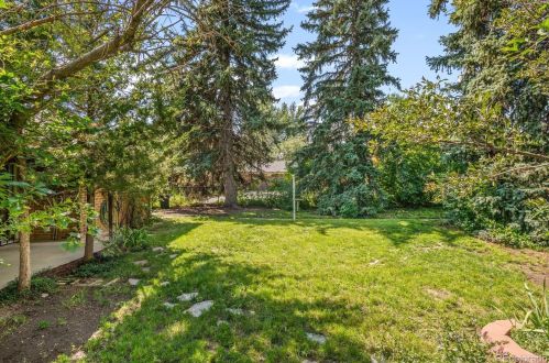 1001 Locust St, Denver CO 80222-7114 exterior