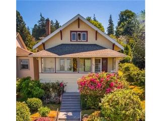 807 13th St, Bellingham, WA 98225-6218