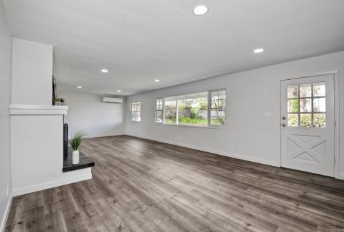 2459 Alta Vista Dr, Vista CA  92084-7028 exterior