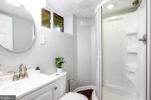 10015 Markham St, Silver Spring MD 20901-2233 exterior