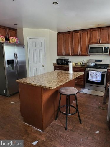 1805 Carters Grv Dr, Silver Spring MD 20904-6626 exterior