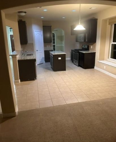 2579 Riverway Dr, Conroe TX  77304-2932 exterior