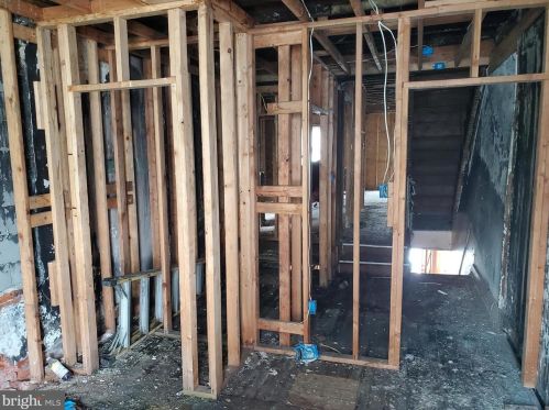 908 12 St, Philadelphia PA 19123-1103 exterior