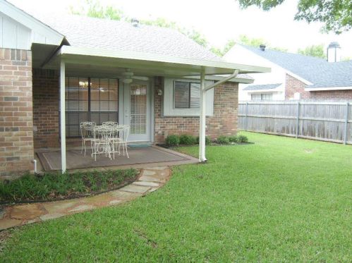 6909 Darton Dr, Plano TX  75023-1813 exterior