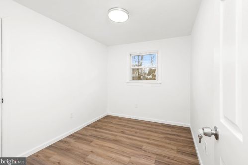 20 Morgan Ave, Trenton NJ  08619-3416 exterior