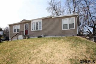 7112 Chandler Hills Dr, Bellevue, NE 68147-1517