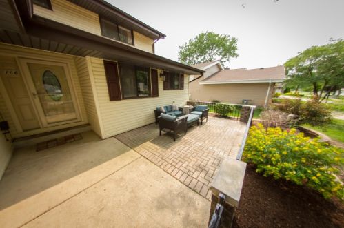 166 Schick Rd, Hanover Park, IL 60108-1529