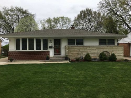 711 Wille St, Mount Prospect, IL 60056-2068
