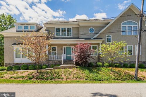 1054 Trails End Rd, Riviera Beach, MD 21122-5319