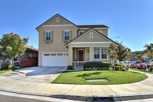 9504 Canyon Ct, Gilroy, CA 95020-8149