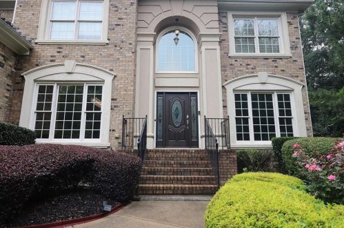 2740 Ivy Brook Ln, Buford, GA 30519-6782