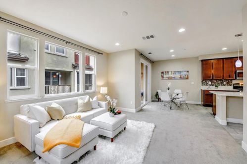 1554 Bleecker St, Milpitas, CA 95035