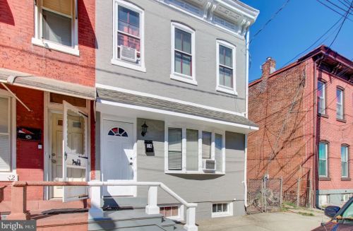 14 Morris Ave, Trenton NJ  08611-1131 exterior