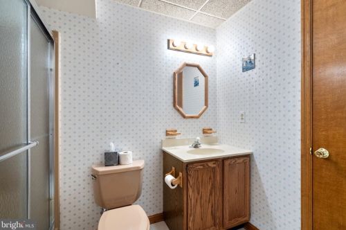 738 Sharpsburg Dr, Davidsonville MD 21035-1927 exterior