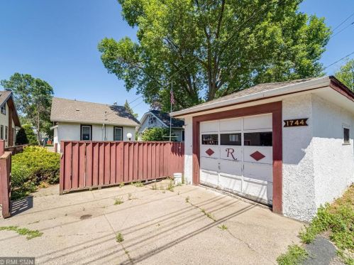 1744 Berkeley Ave, Saint Paul MN  55105-2026 exterior
