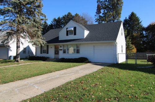 1320 Radcliffe Ct, Rockford, IL 61108-6150