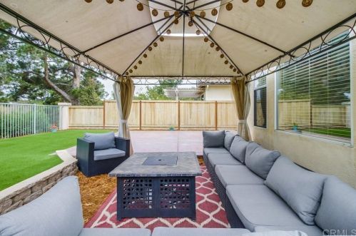 2402 La Costa Ave, Chula Vista CA  91915-1406 exterior