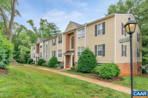 1242 Villa Ln, Charlottesville, VA 22903-6572
