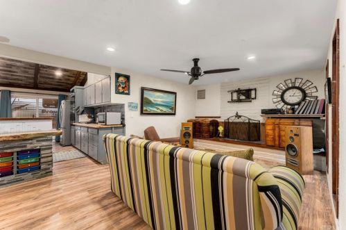 29312 Silverado Canyon Rd, Modjeska, CA