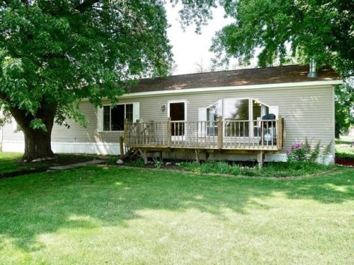 441 4th Ave, Walcott, ND 58077-4008