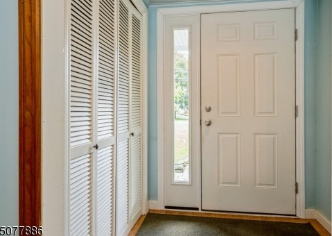 44 Shore Trl, Sparta, NJ 07871-1744
