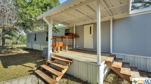 9225 Fm 1117, Seguin TX 78155-9643 exterior