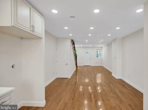 3940 16 St, Philadelphia PA  19146-1668 exterior