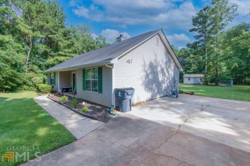 241 Steele Branch Ct, Hampton, GA 30228-3029