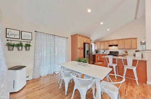 30 Notch Rd, Granby CT  06035-1514 exterior