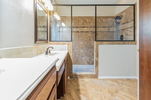 7317 Cross Keys Dr, Fort Worth TX  76182-6059 exterior