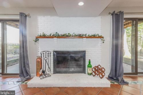 785 Ruxshire Dr, Arnold MD  21012-1331 exterior