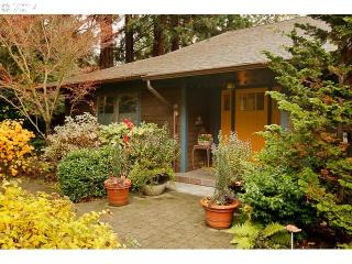 1733 Riverdale Rd, Portland, OR