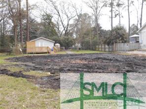 207 57th St, Savannah, GA 31405-3431