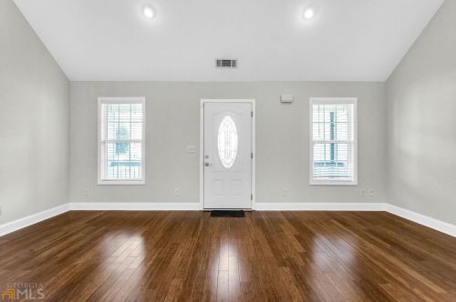 272 Belmont Park Dr, Commerce, GA 30529-8518