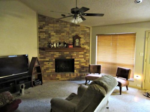 703 Division St, Greenville, TX 75401-6056