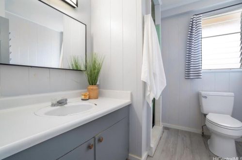 528 Ihe St, Honolulu HI  96817-2237 exterior