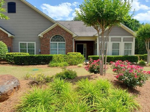 132 Kendrick Farm Ln, Marietta, GA 30066-8613