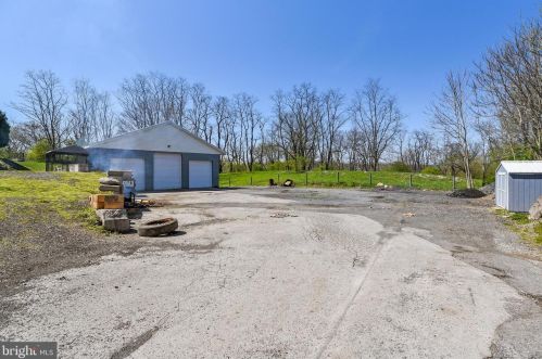 2735 Ritner Hwy, Carlisle PA  17015-9428 exterior