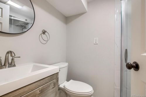 3221 Grant St, Englewood CO 80113-6829 exterior