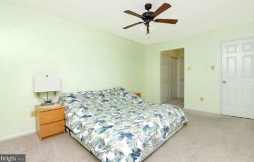 5 Brookline Ct, Princeton NJ  08540-1741 exterior