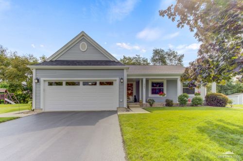 312 Persimmon Ln, Oswego, IL 60543-8251
