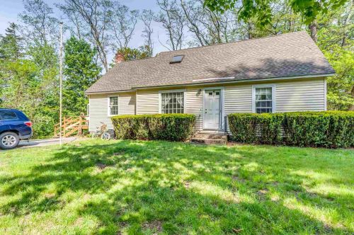 206 Beacon Hill Rd, Allenstown, NH 03275-3300