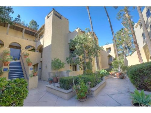 13515 Murphy Hill Dr, Whittier, CA 90601-4678