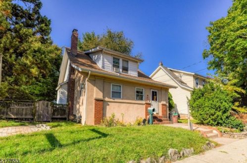 3 Totowa Ave, Paterson NJ  07502-2030 exterior