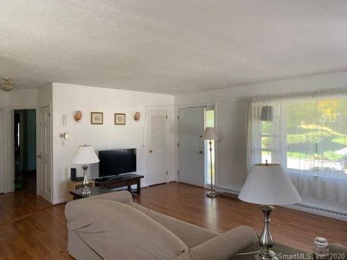 73 Thompson Dr, Torrington, CT 06790-6643