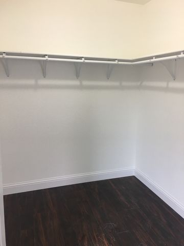 502 Jasper Dr, Marshall, TX 75672-2722