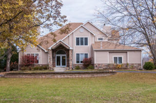 5816 Summit Ln, Rochester, MN 55906-8586